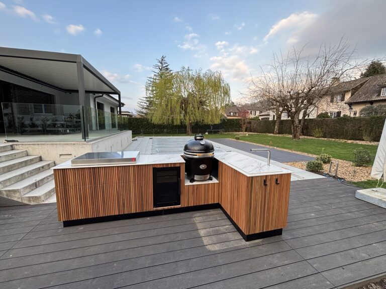 Lire la suite à propos de l’article Les avantages d&rsquo;une cuisine extérieure haut de gamme