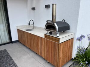 Lire la suite à propos de l’article Le marché de la cuisine d’extérieur en France