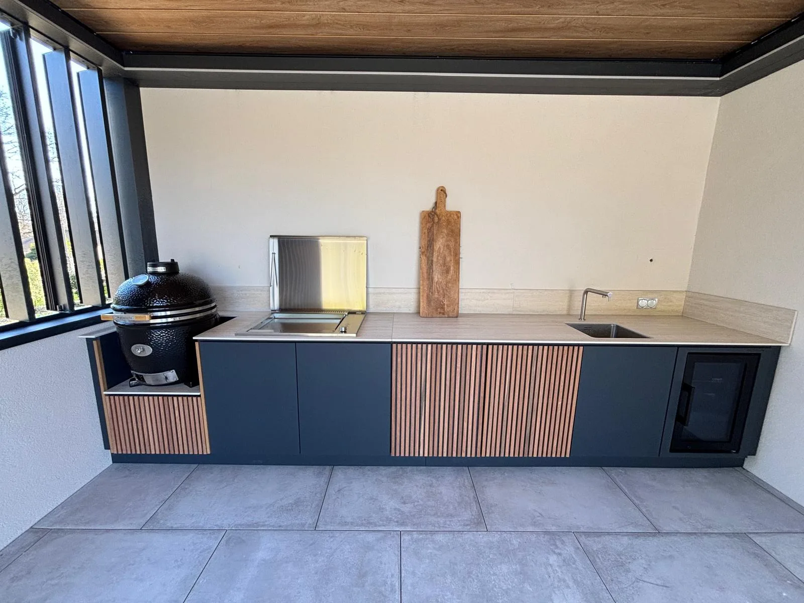 Mado prestige cuisine extérieure haut de gamme sur mesure toute équipée