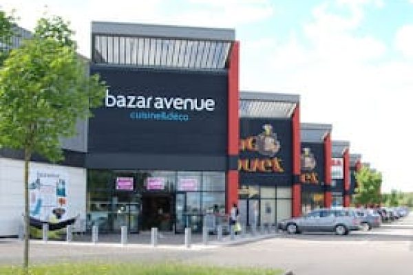 MAGASIN-BAZAR-AVENUE-RENNES