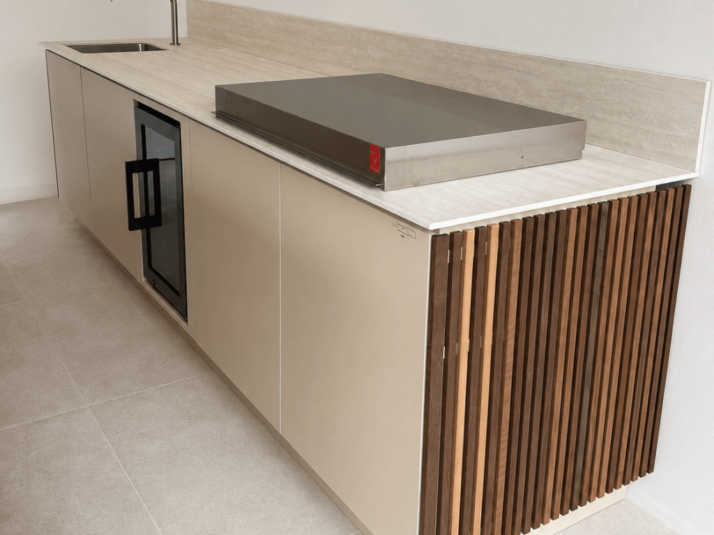 Linéaire cuisine extérieure luxe moderne élégante